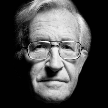 Noam Chomsky for the refugee crisis DiEM25