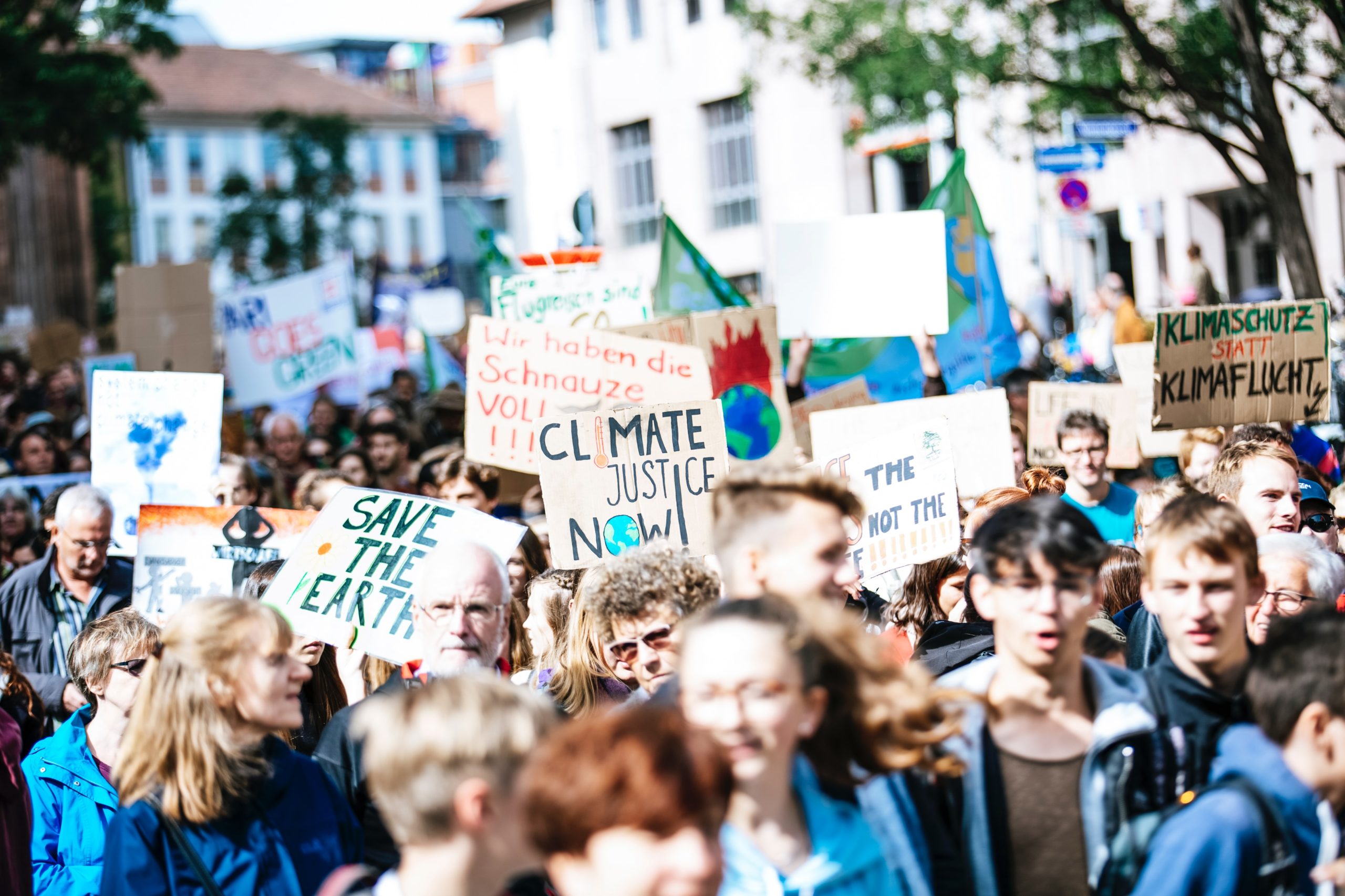 How to revive the environmental protest - Giovanni Gaggero